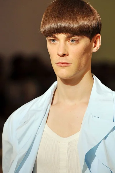 Look 23